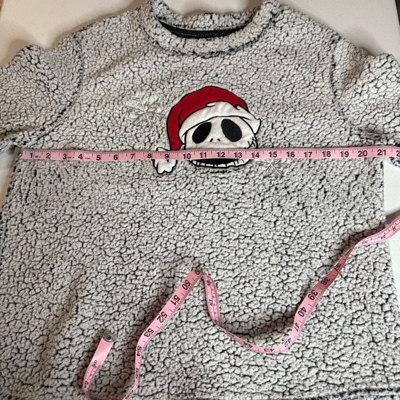 Disney The Burton’s Nightmare Before Christmas PJ Top Cozy Women’s Size M (8-10) - Picture 4 of 10